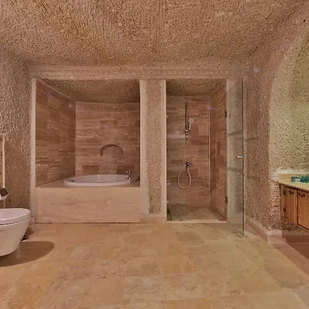 Cave Γκόρεμε