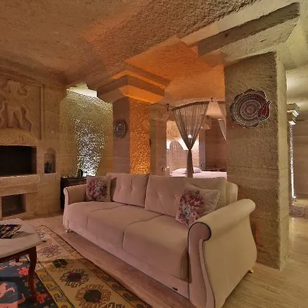 Ξενοδοχείο Cave 4*