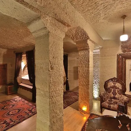 Hotell Cave 4*