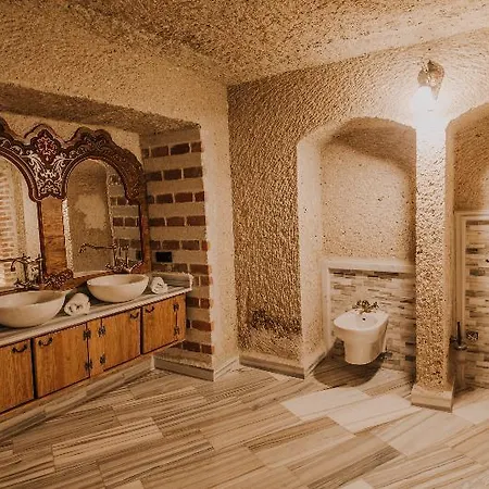Cave Hotell
