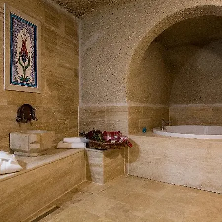 Cave Γκόρεμε