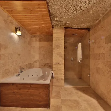 Hotell Cave 4*